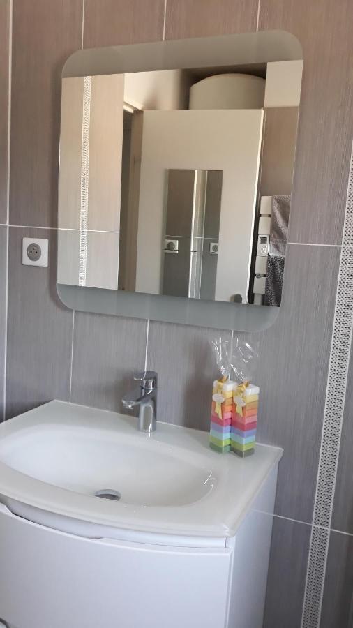 Pin-Rolland - Appartement 2 Chambres A 400M De La Plage Saint-Mandrier-sur-Mer Eksteriør billede